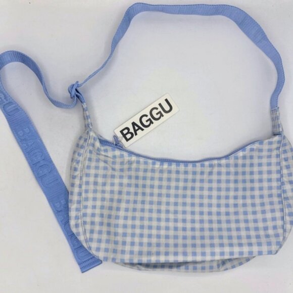 Baggu Medium Nylon Crescent Bag with Key Leash Light Blue Gingham - Picture 4 of 6